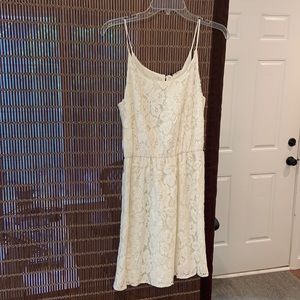 Charles Henry white lace dress- small
